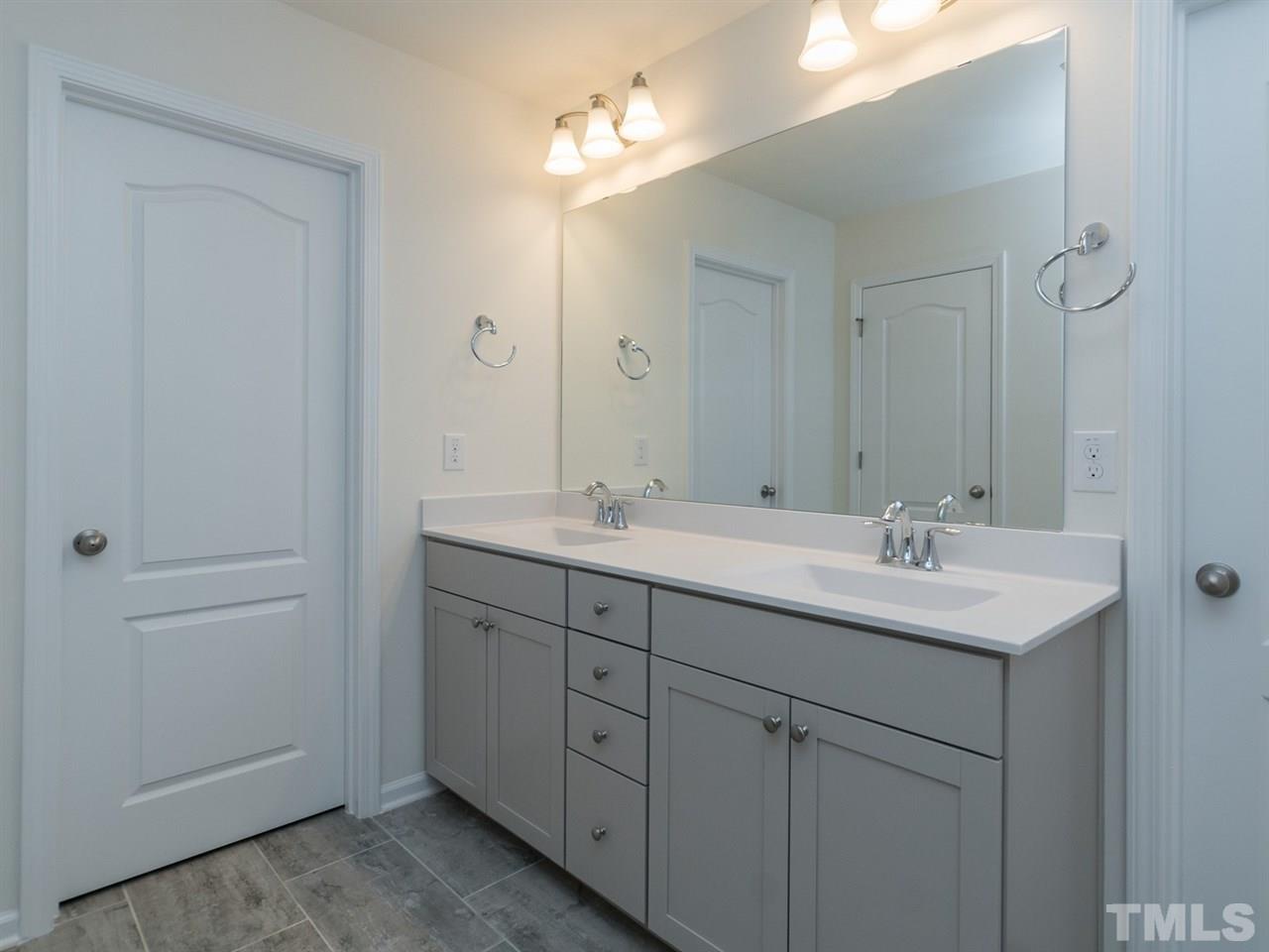 907 Lippincott Road Durham, NC 27703 - Photo 17 of 26 Gallery Image 17