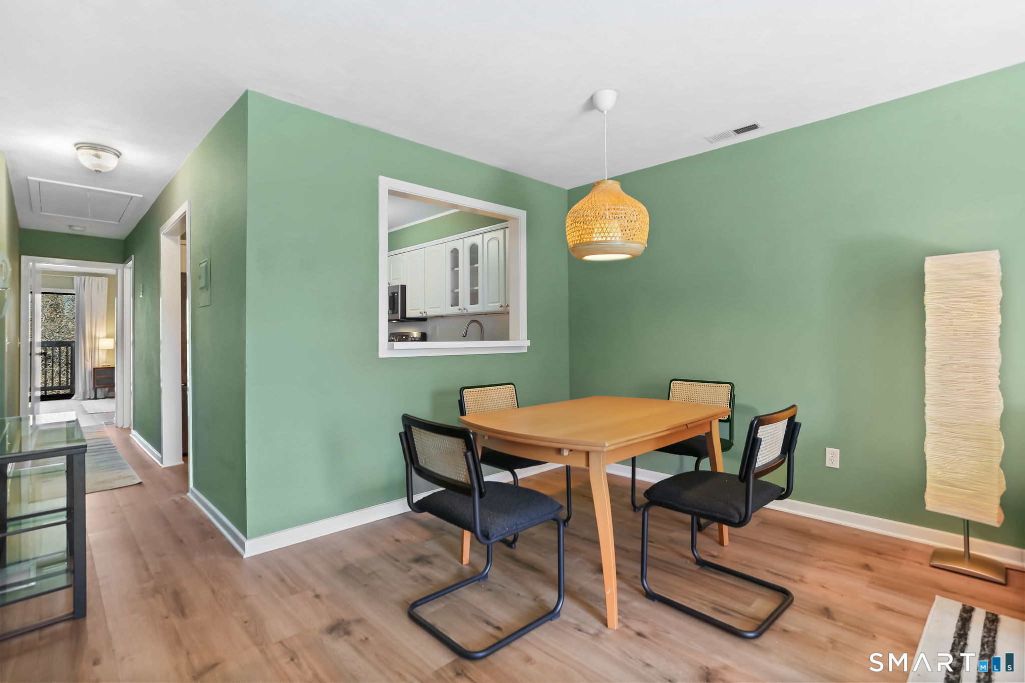16 Rockmeadow Road, Unit Q Norwalk, CT 06850 - Photo 11 of 33 Note pass-through to Kitchen