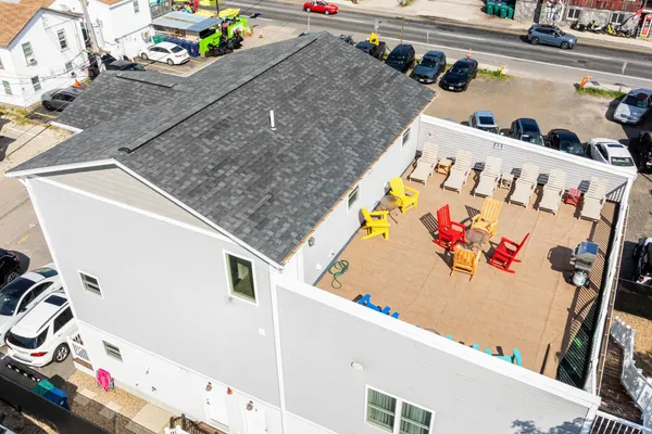 $499,900 | 3 Perkins Avenue, Unit 3, Hampton, NH 03842