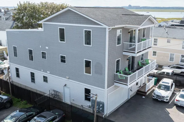 $499,900 | 3 Perkins Avenue, Unit 3, Hampton, NH 03842