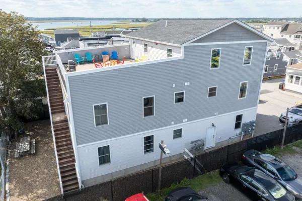 $499,900 | 3 Perkins Avenue, Unit 3, Hampton, NH 03842