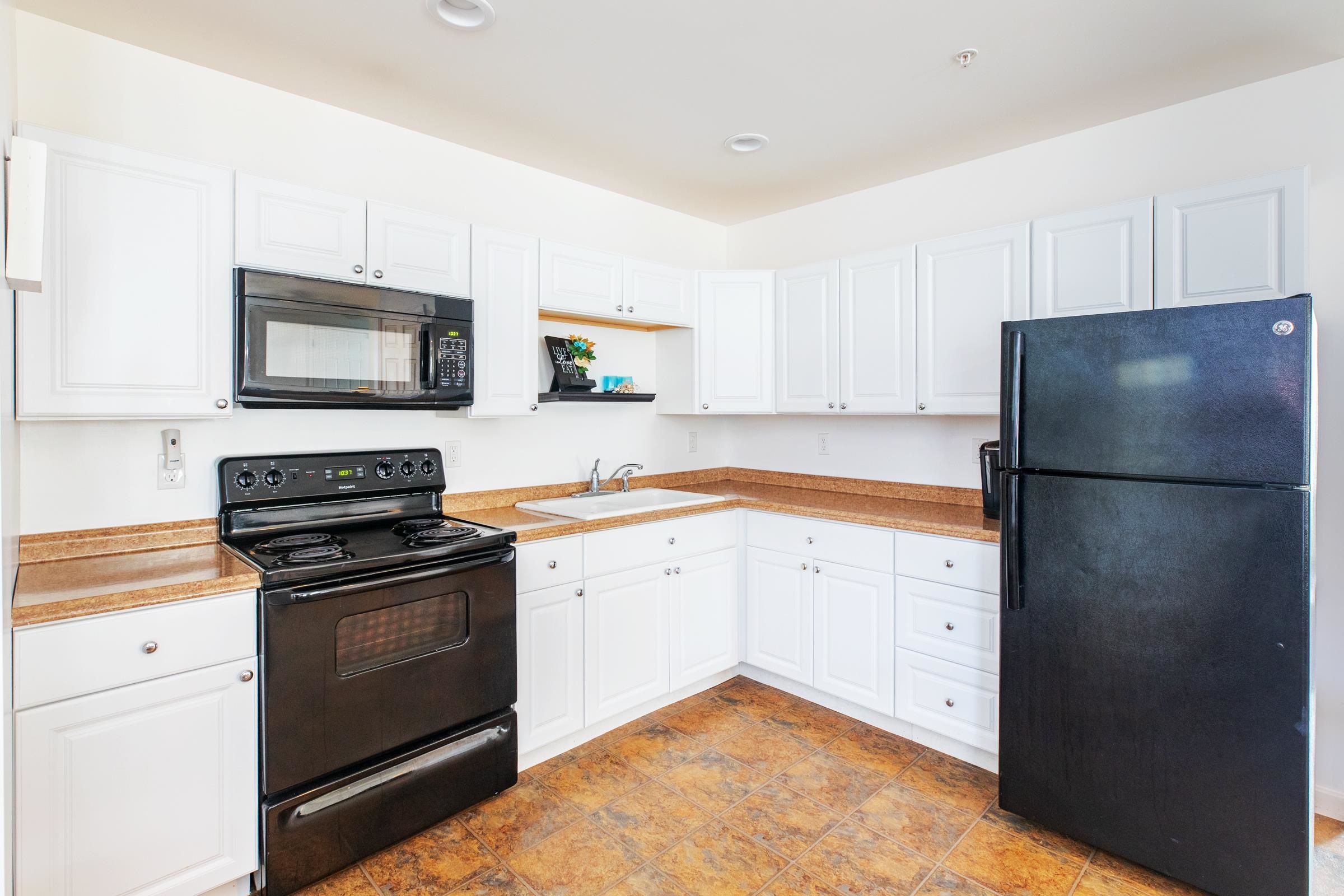 3 Perkins Avenue, Unit 3 Hampton, NH 03842 - Photo 7 of 25