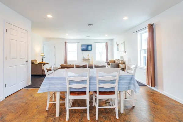 $499,900 | 3 Perkins Avenue, Unit 3, Hampton, NH 03842