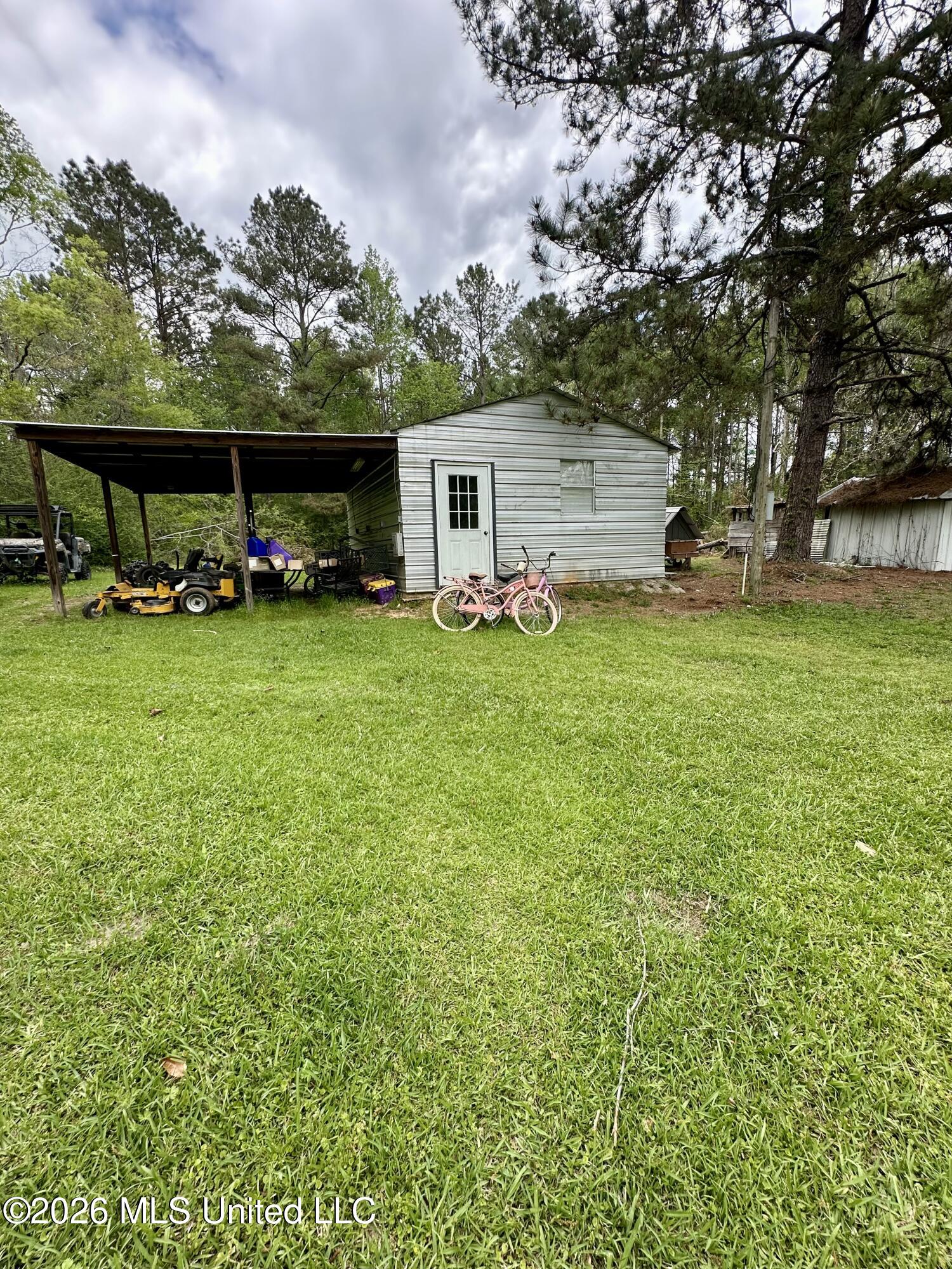 4027 Silverton Trail Southeast Ruth, MS 39662 - Photo 12 of 31 IMG_4912