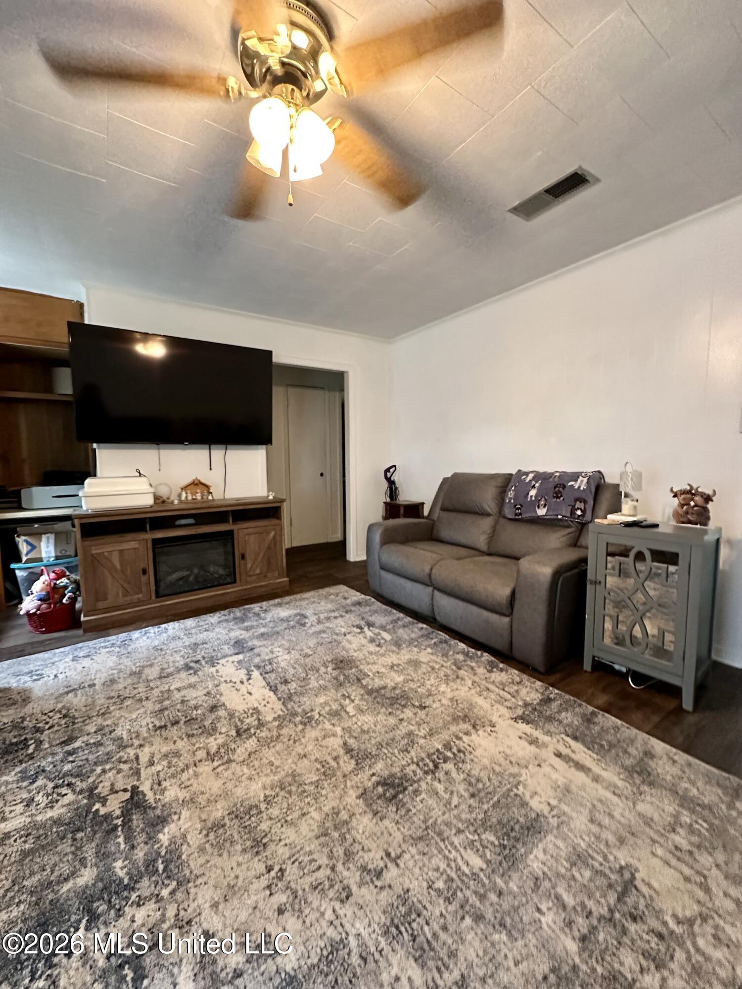 4027 Silverton Trail Southeast Ruth, MS 39662 - Photo 15 of 31 IMG_4915