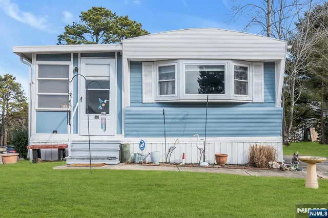 $110,000 | 44 Nancy Lane, Barnegat, NJ 08005