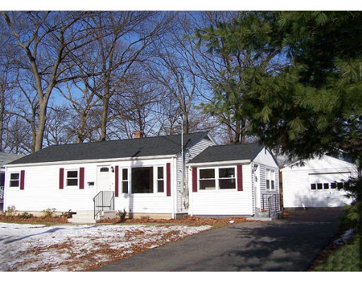 74 Agnes Street Springfield, MA 01118 - Photo 1 of 8