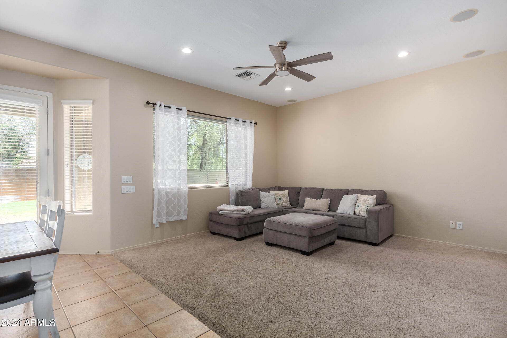 4633 South Calico Road Gilbert, AZ 85297 - Photo 9 of 24 17 - Calico