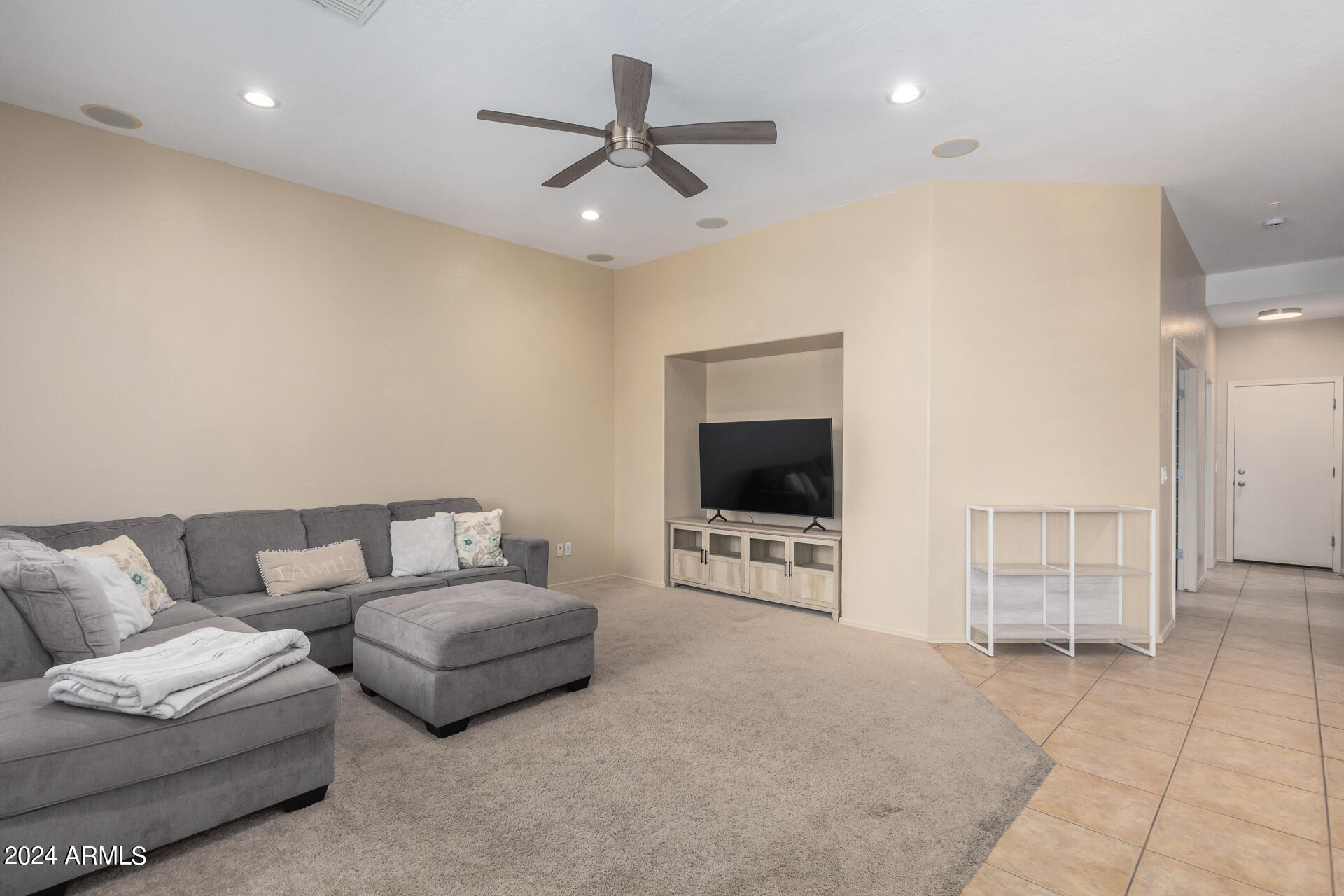 4633 South Calico Road Gilbert, AZ 85297 - Photo 10 of 24 18 - Calico