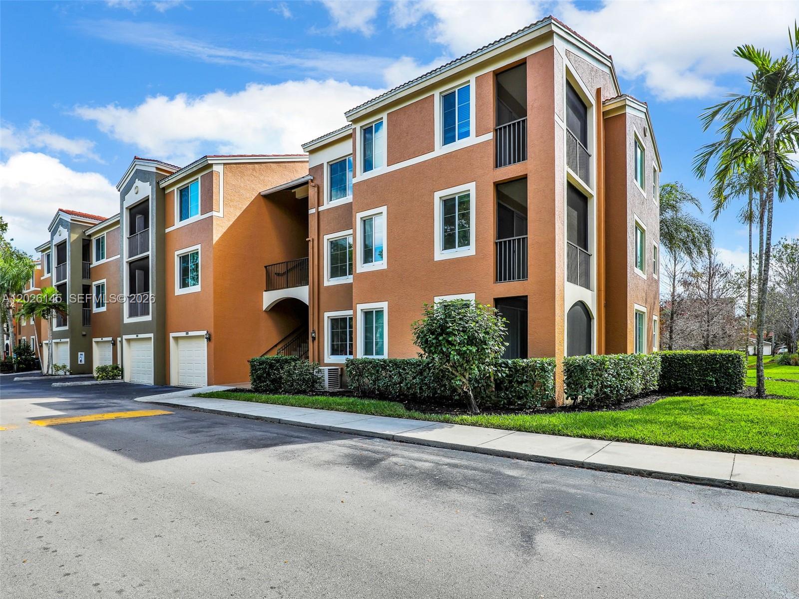 1180 Reserve Way, Unit 207 Naples, FL 34105 - Photo 27 of 31