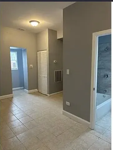 $2,700 | 6444 South Eberhart Avenue, Chicago, IL 60637