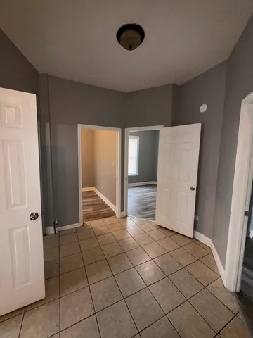 $2,700 | 6444 South Eberhart Avenue, Chicago, IL 60637