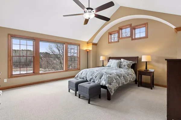 $950,000 | 572 Spruce Circle, Eagan, MN 55123
