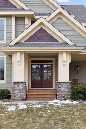 $950,000 | 572 Spruce Circle, Eagan, MN 55123