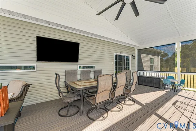 a view of a workspace with furniture