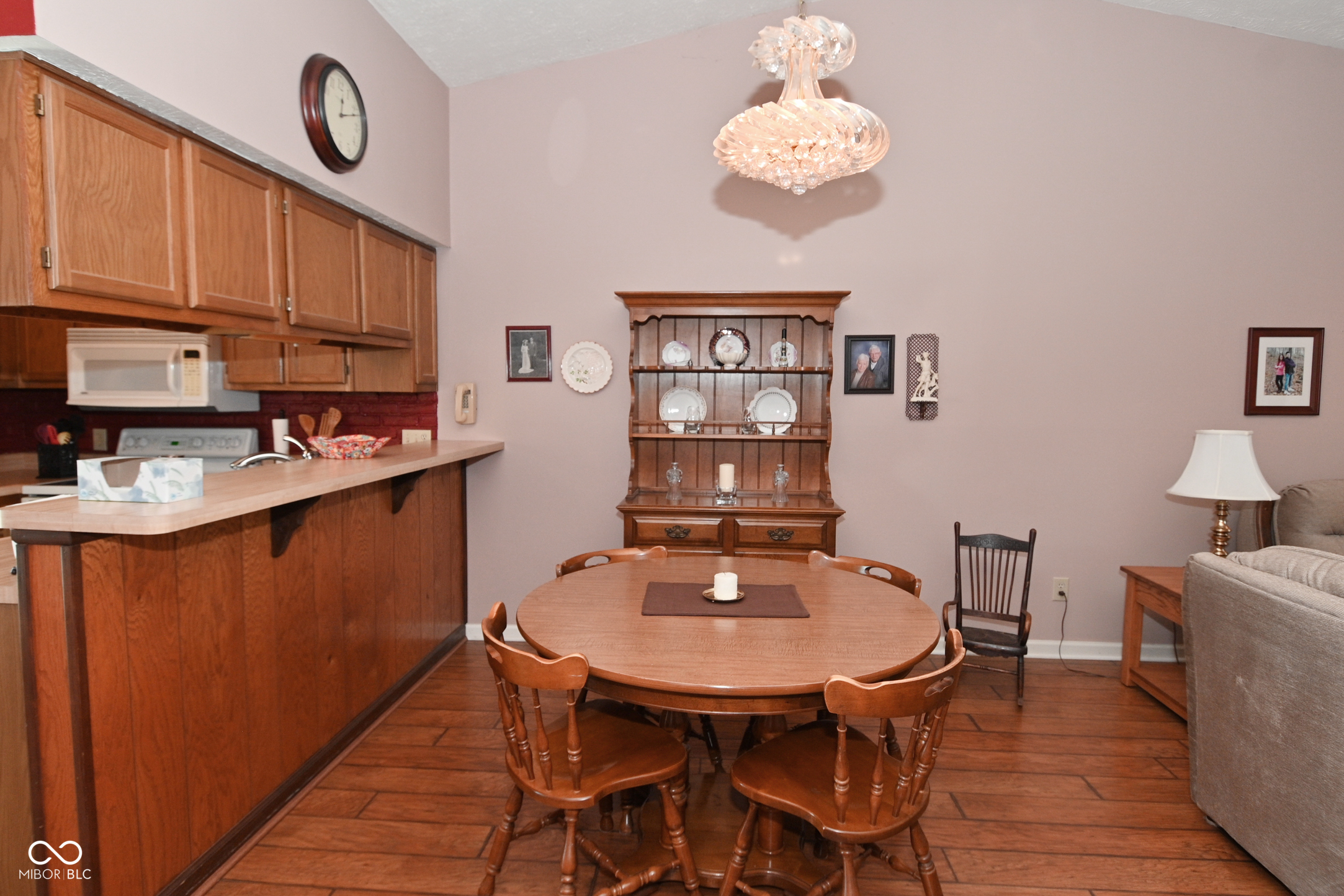 1798 Wellesley Lane Indianapolis, IN 46219 - Photo 13 of 48