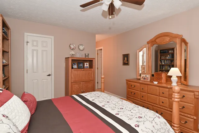 $164,900 | 1798 Wellesley Lane, Indianapolis, IN 46219