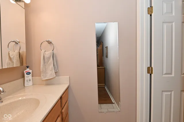 $164,900 | 1798 Wellesley Lane, Indianapolis, IN 46219