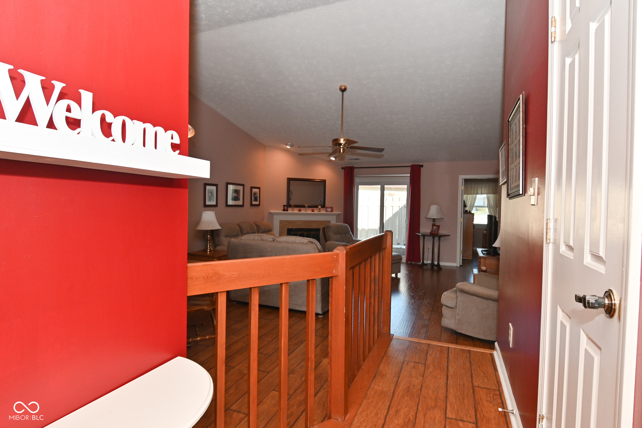 1798 Wellesley Lane Indianapolis, IN 46219 - Photo 4 of 48