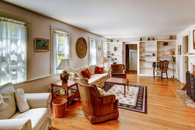 750 State Road West Tisbury, MA 02568 - Photo 11 of 22 Gallery Image 11