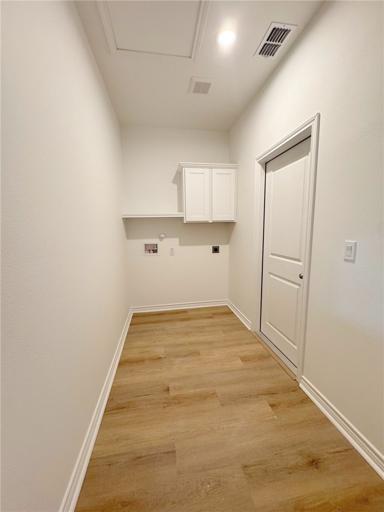 2105 Fury Portland, TX 78374 - Photo 14 of 19 a view of empty room