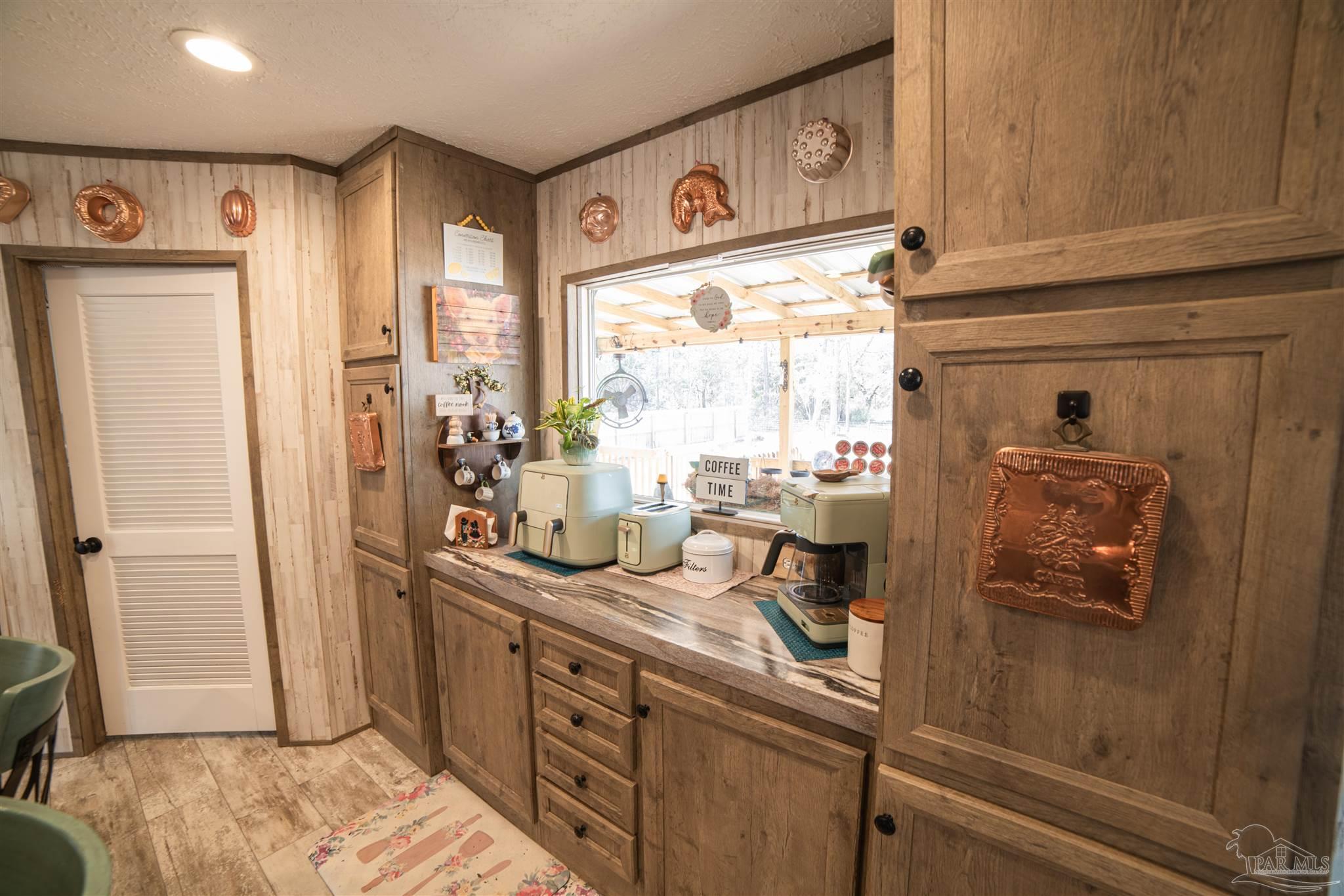 5327 Bodega Road Milton, FL 32583 - Photo 8 of 15