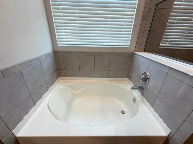 $2,750 | 535 Southeast 66th Terrace, Ocala, FL 34472