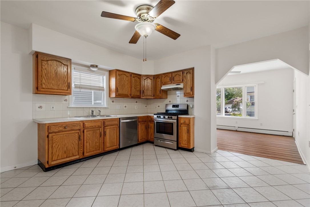 69 Centre Street Pawtucket, RI 02860 - Photo 10 of 26