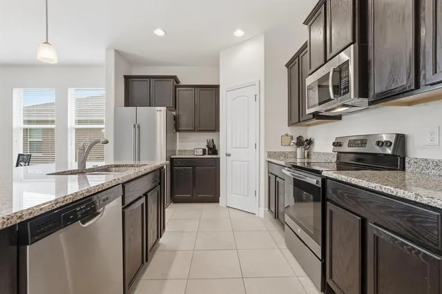 $399,900 | 255 River Vale Lane, Ormond Beach, FL 32174