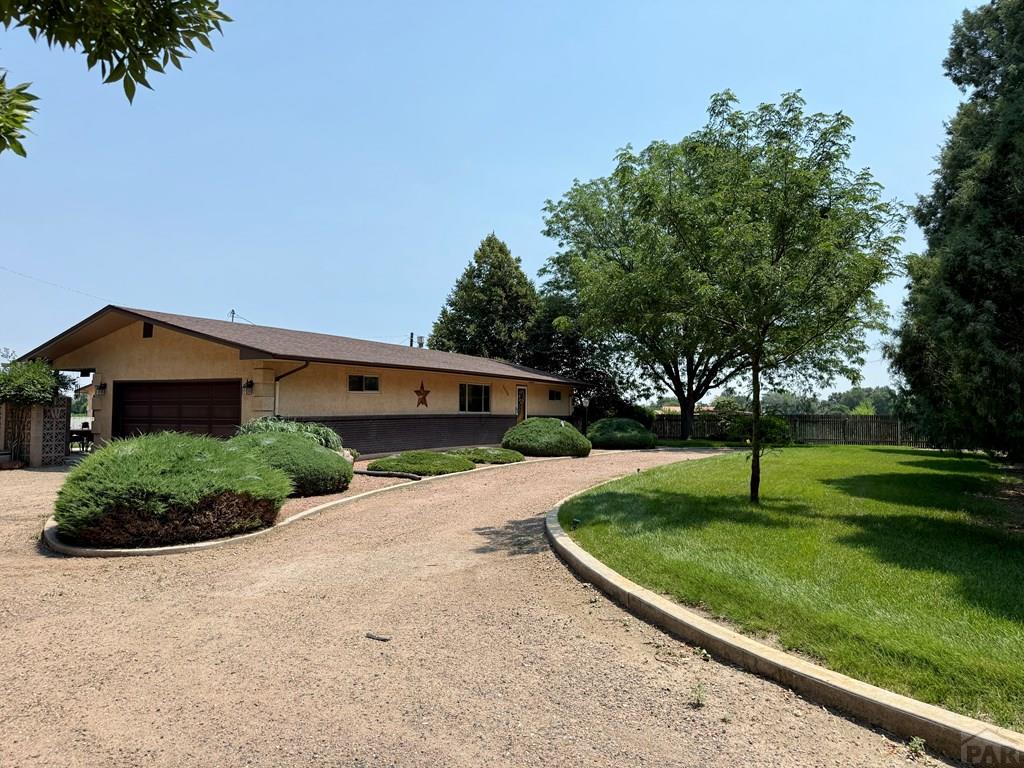 2209 Hillside Road Pueblo, CO 81006 - Photo 2 of 54