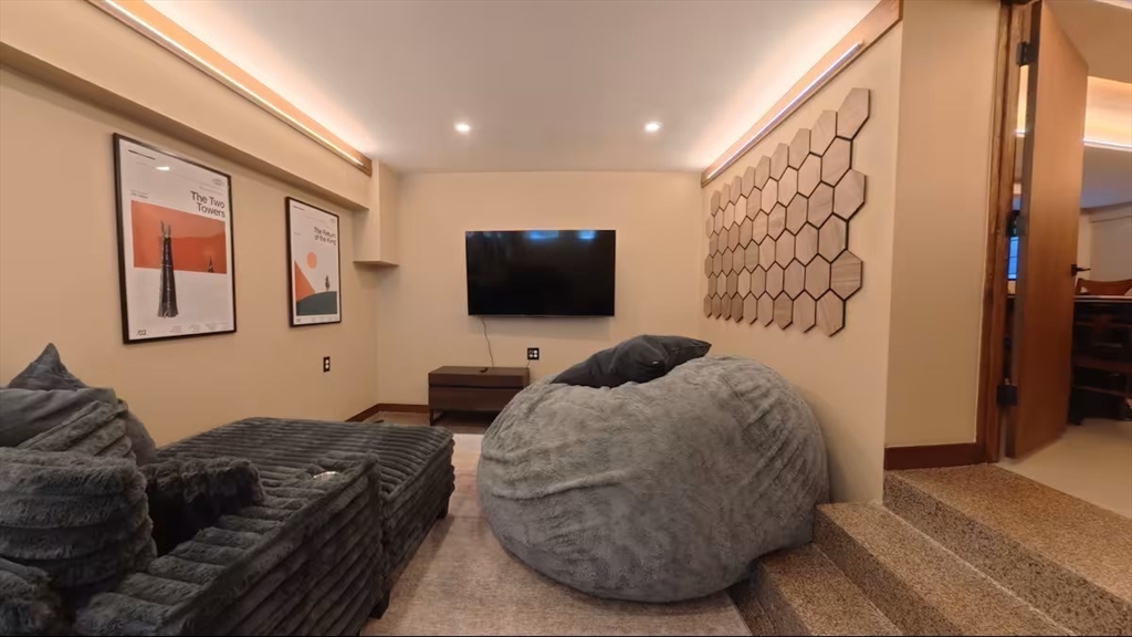 64 Newcomb Road, Unit FURNISHED Stoneham, MA 02180 - Photo 21 of 29