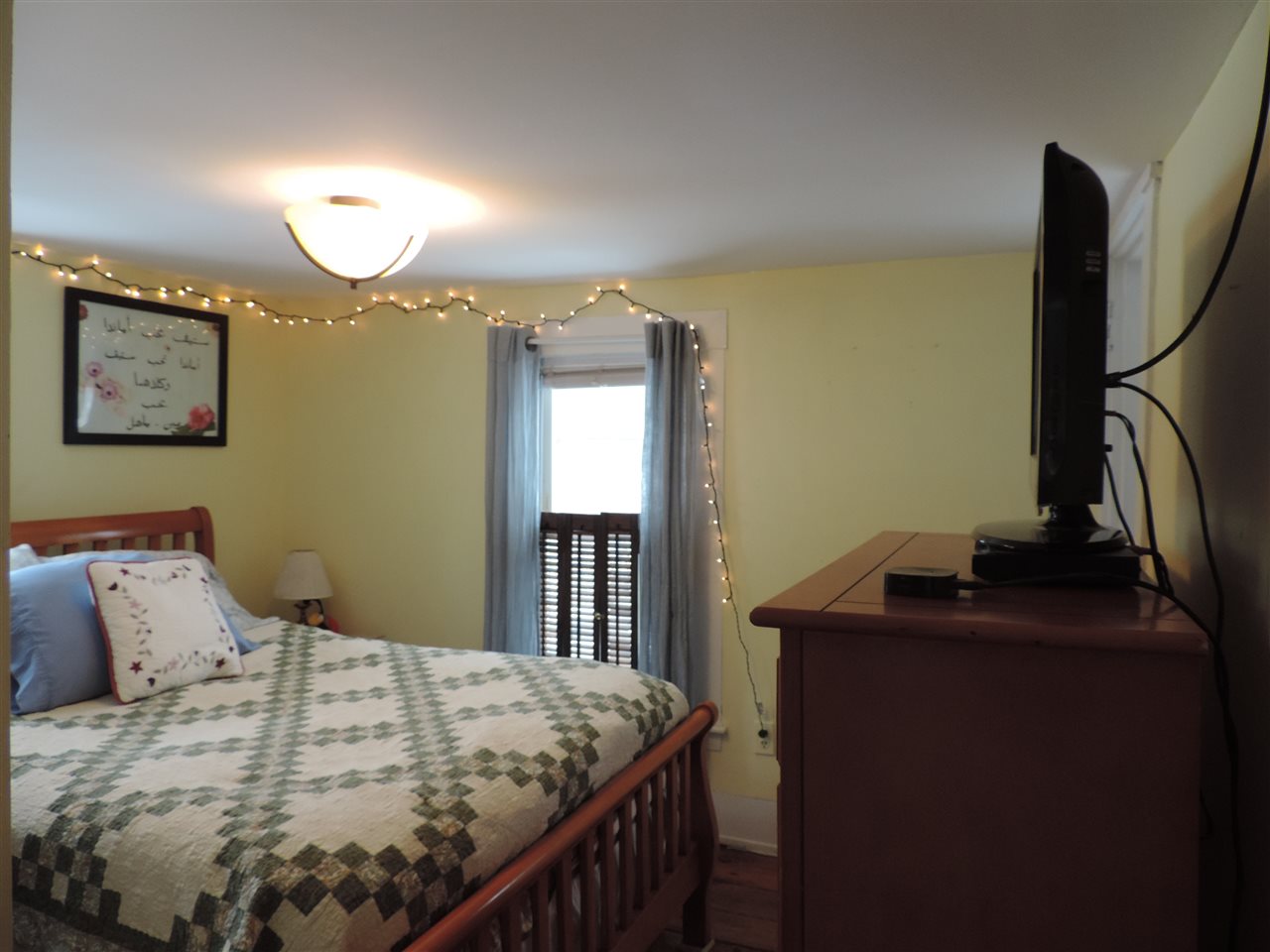 25 Prospect Street Rochester, NH 03867 - Photo 19 of 28