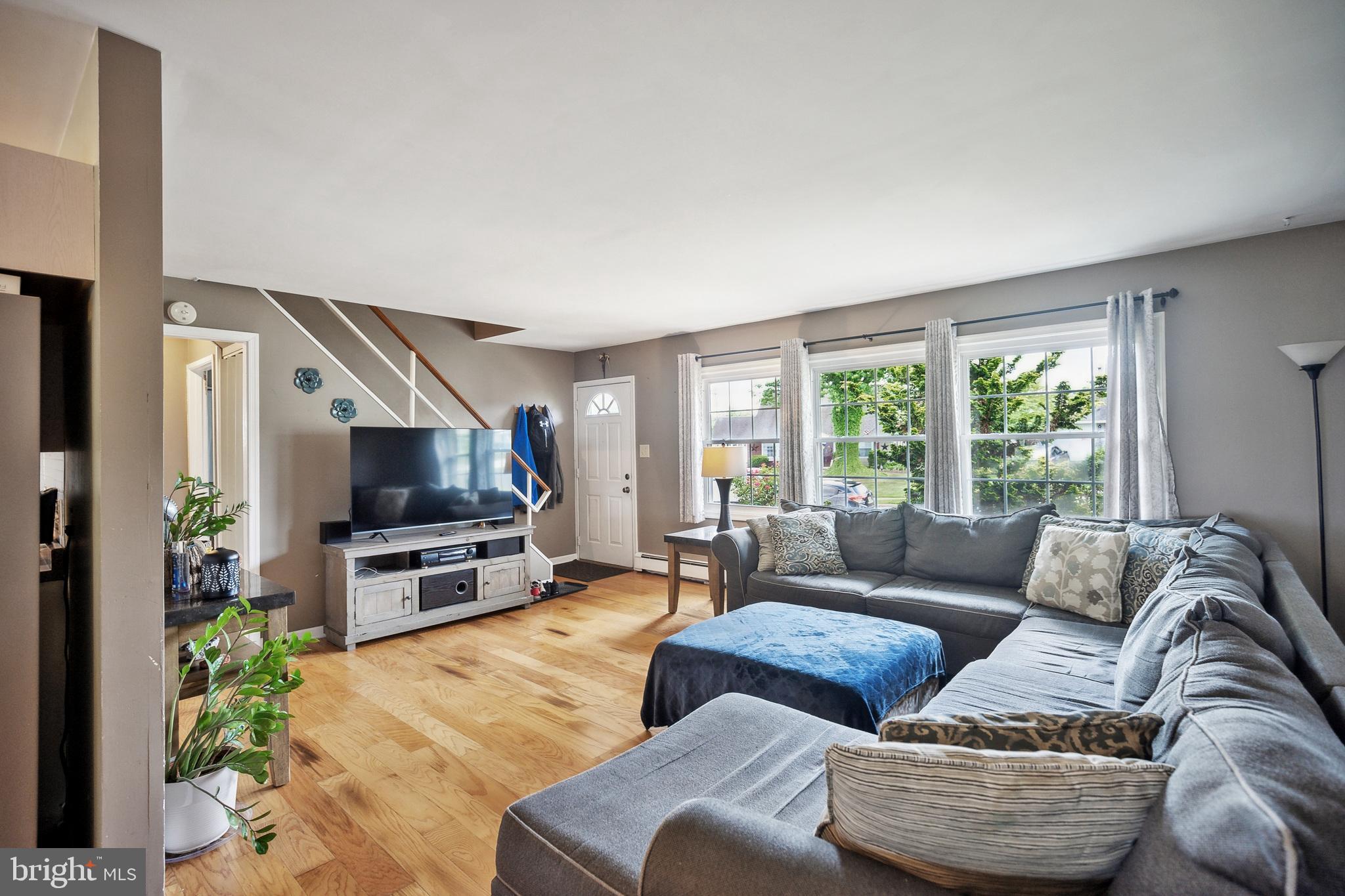 47 Calicobush Road Levittown, PA 19057 - Photo 15 of 30