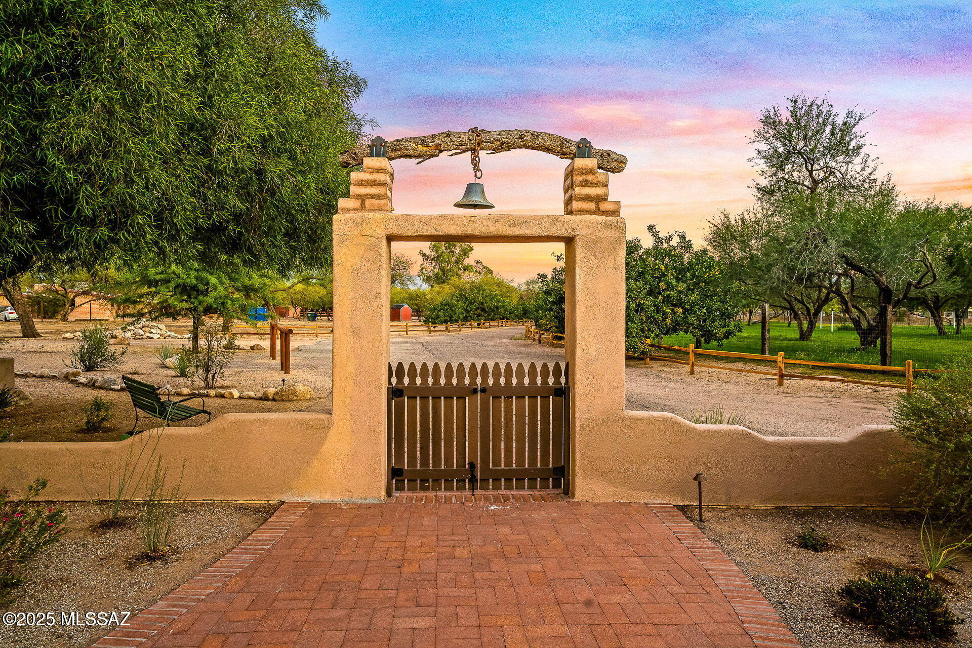 8959 East Woodland Road Tucson, AZ 85749 - Photo 2 of 49