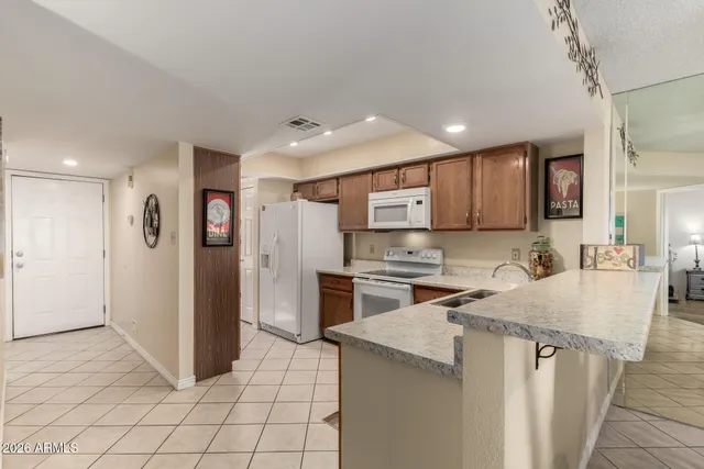 $250,000 | 205 North 74th Street, Unit 138, Mesa, AZ 85207