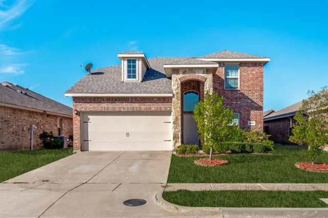 $305,000 | 2046 Enchanted Rock Drive, Forney, TX 75126