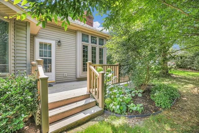 $397,900 | 2404 Fogel Road, Mahomet, IL 61853