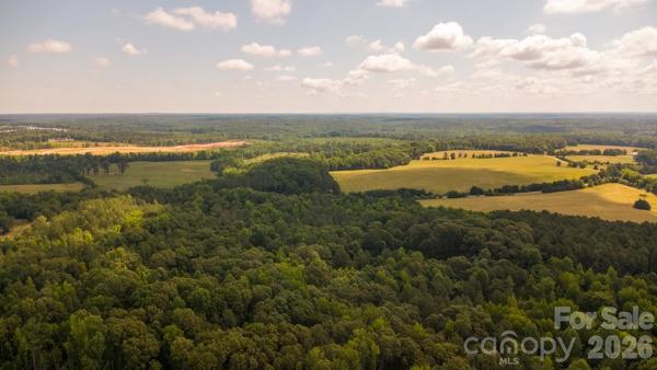 3545 Ernandez Road Richburg, SC 29729 - Photo 7 of 21 Gallery Image 7