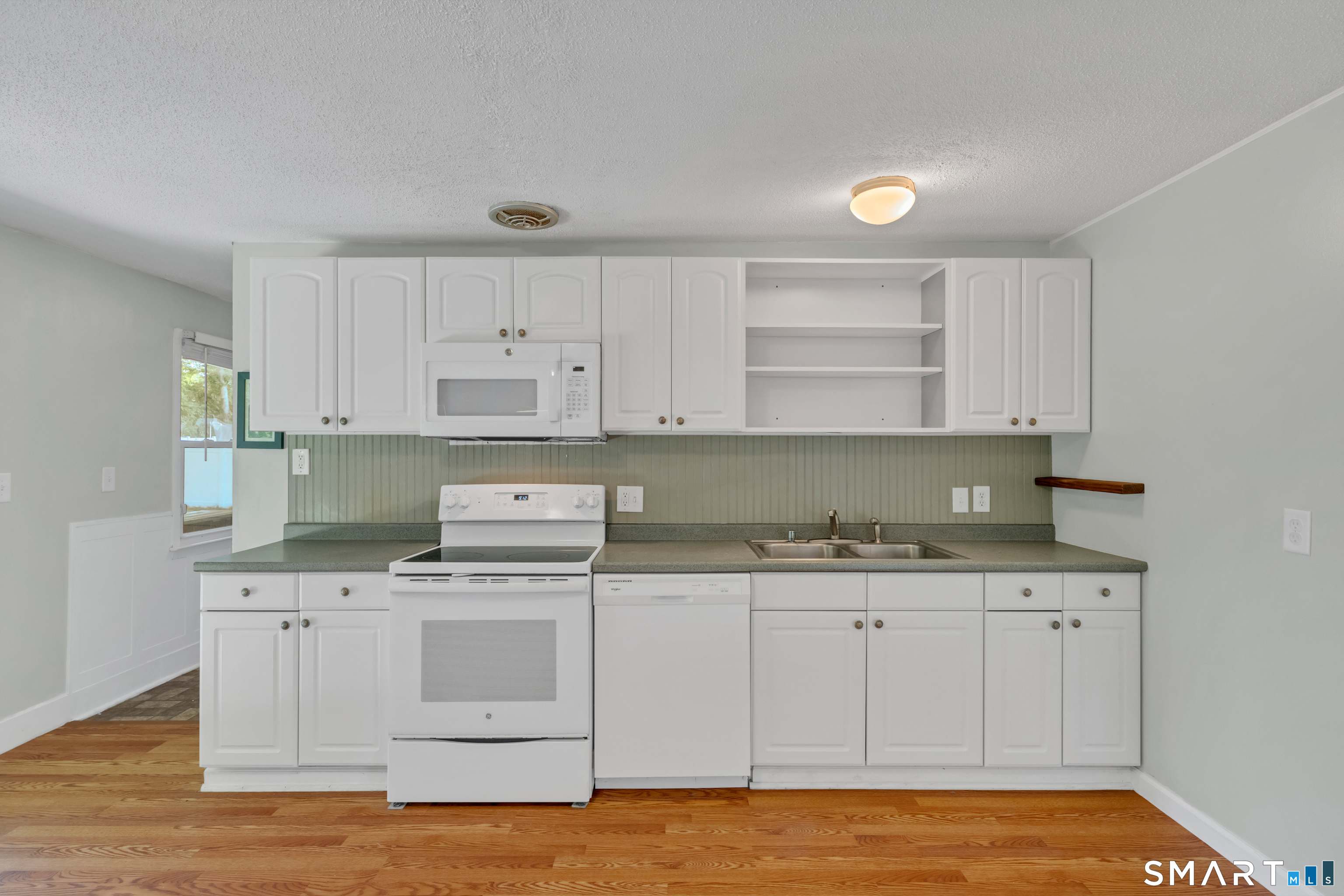 13 Pennywise Lane Ledyard, CT 06339 - Photo 8 of 26