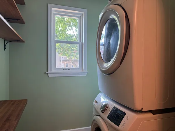 $3,400 | 59 Centre Street, Unit PH, Boston, MA 02124