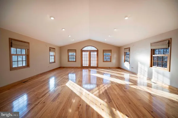 $525,000 | 487 Skyline Forest Drive, Front Royal, VA 22630