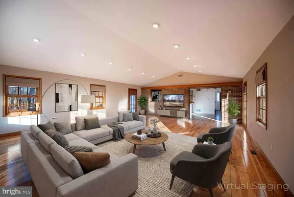 $525,000 | 487 Skyline Forest Drive, Front Royal, VA 22630