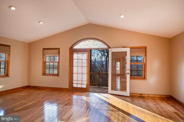 $525,000 | 487 Skyline Forest Drive, Front Royal, VA 22630