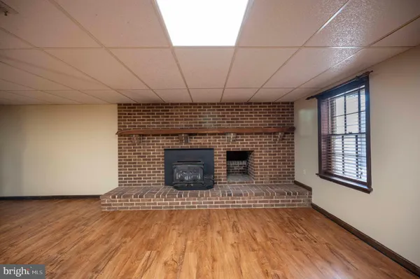 $525,000 | 487 Skyline Forest Drive, Front Royal, VA 22630