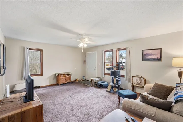 $130,000 | 1317 South Ohio Avenue, Sedalia, MO 65301