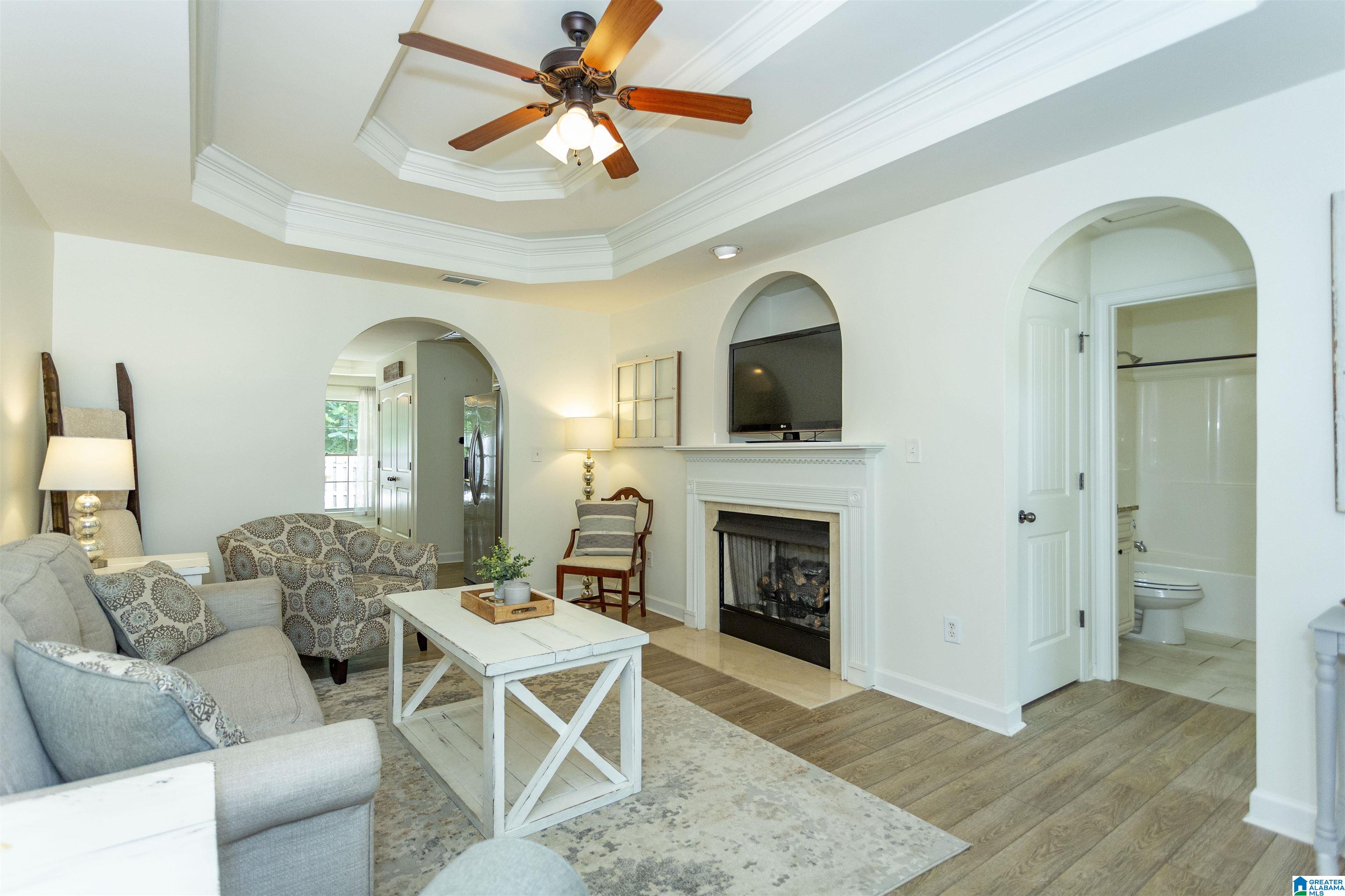 2452 Ridgemont Drive Birmingham, AL 35244 - Photo 4 of 19