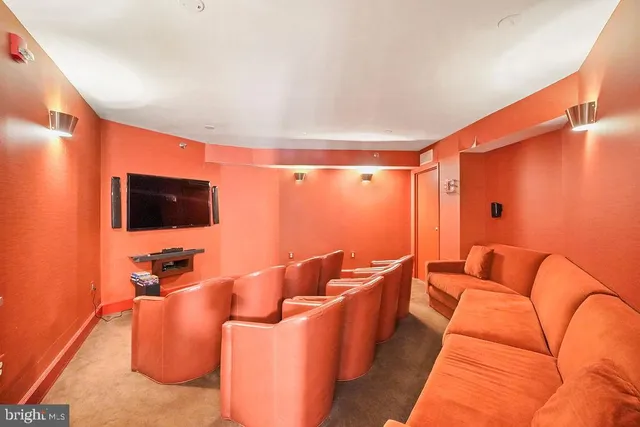 $285,900 | 10101 Grosvenor Place, Unit 1004, Rockville, MD 20852