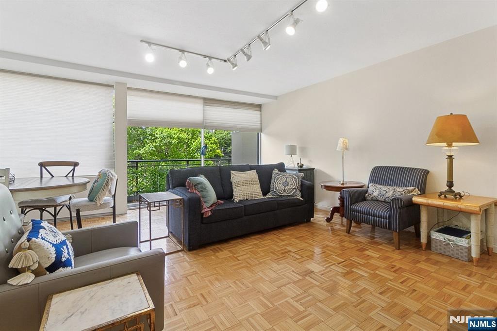 4 Horizon Road, Unit 416 Fort Lee, NJ 07024 - Photo 16 of 30