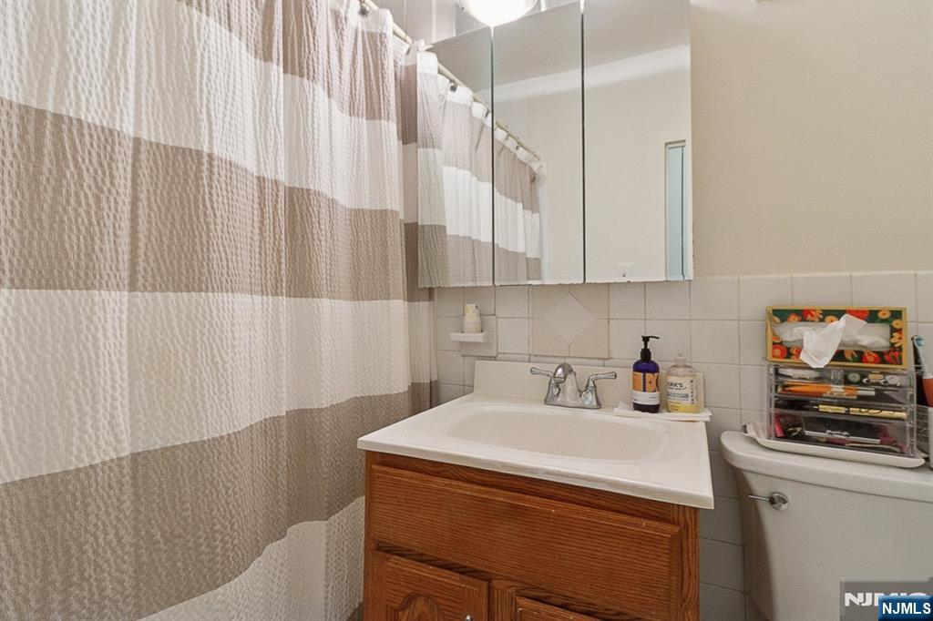 4 Horizon Road, Unit 416 Fort Lee, NJ 07024 - Photo 20 of 30