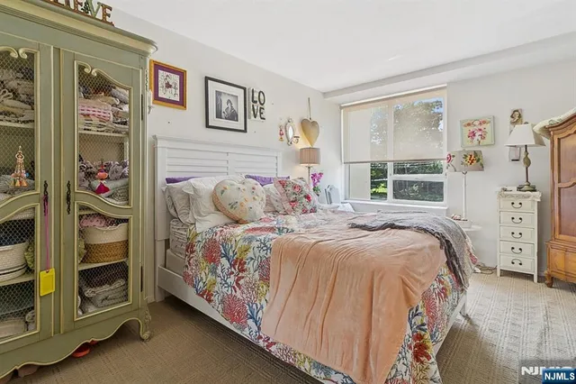 $162,500 | 4 Horizon Road, Unit 416, Fort Lee, NJ 07024